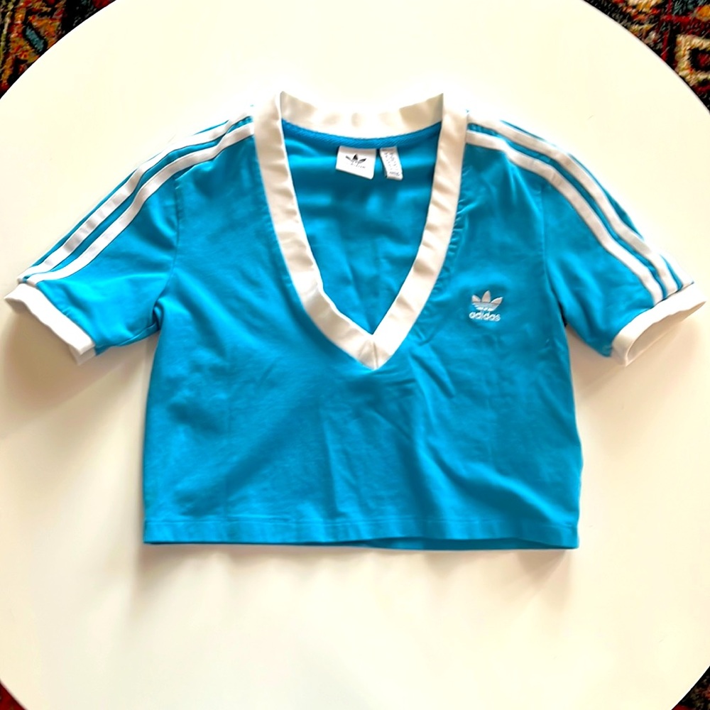 Adidas crop top blue small. Never worn. Super cute!